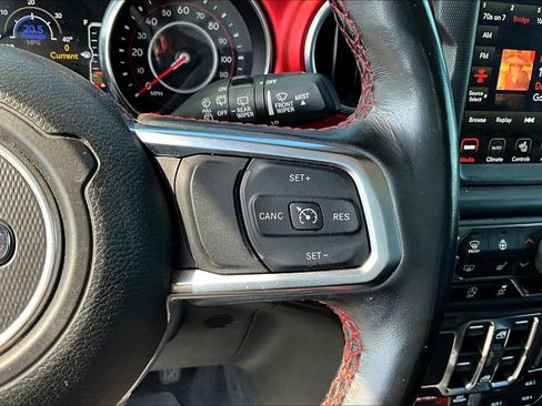 Used 2021 Jeep Wrangler Unlimited Rubicon AWD/4WD image 21
