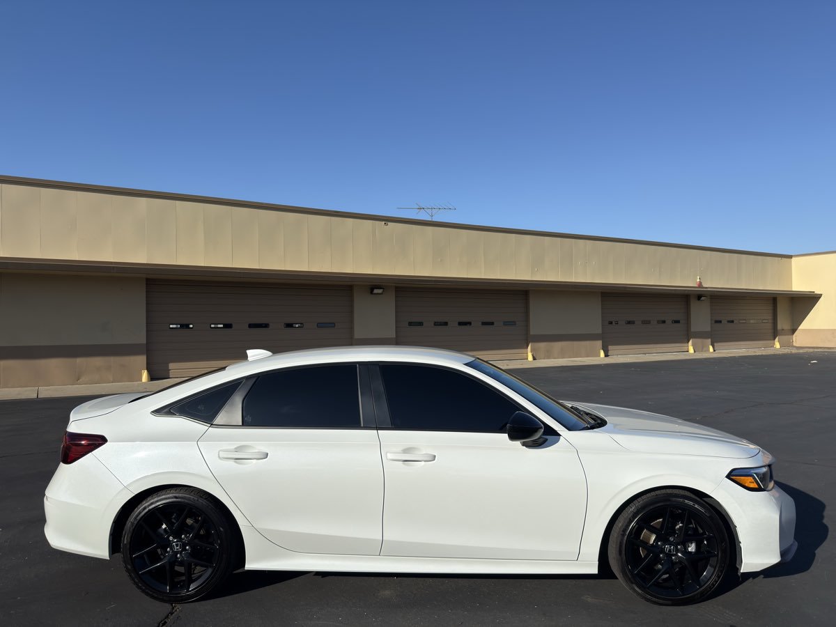 Used 2025 Honda Civic Sport image 8