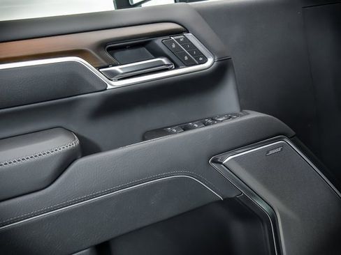 New 2025 GMC Sierra 2500 Denali w/ Denali Reserve Package image 5