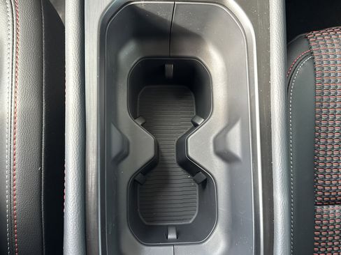 New 2026 Nissan Kicks SR image 12