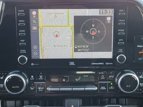 Used 2022 Toyota Highlander Limited image 10