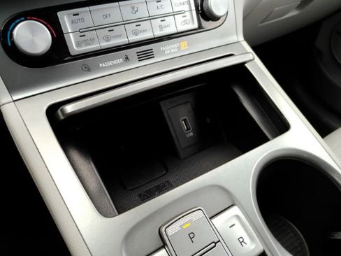 Used 2021 Hyundai Kona Ultimate image 44