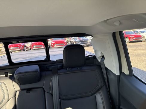 Used 2024 Ford Maverick Tremor w/ Tremor Off-Road Package image 12