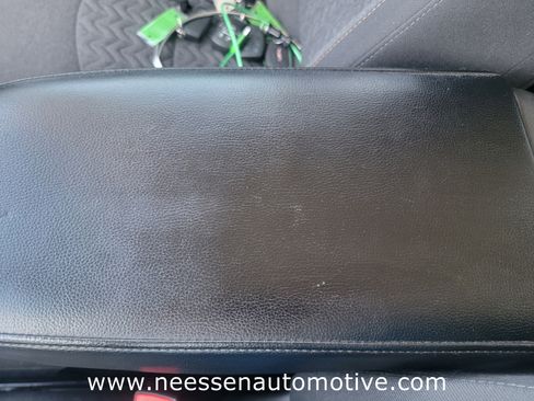 Used 2022 Chevrolet Equinox LT image 28