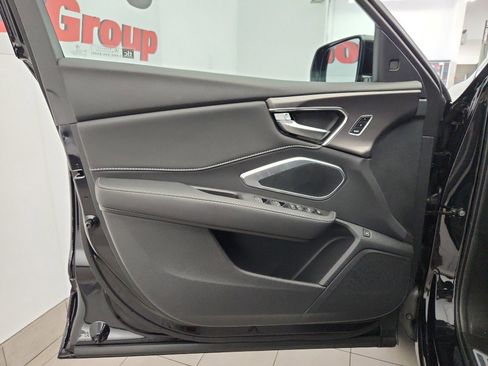 New 2026 Acura RDX SH-AWD image 8