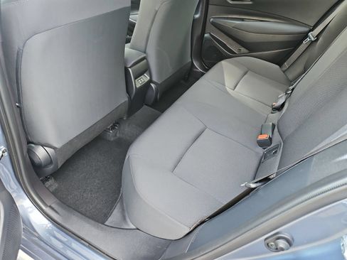 Used 2025 Toyota Corolla LE FWD image 33