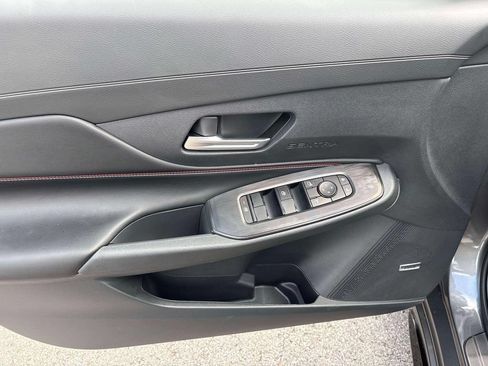New 2026 Nissan Sentra SR w/ SR Premium Package FWD image 18