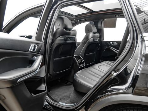 Used 2019 BMW X5 xDrive40i AWD/4WD image 46