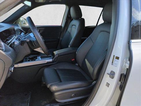 Used 2024 Mercedes-Benz EQB 250+ image 17