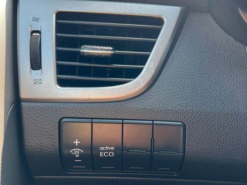 Used 2014 Hyundai Elantra GT image 23