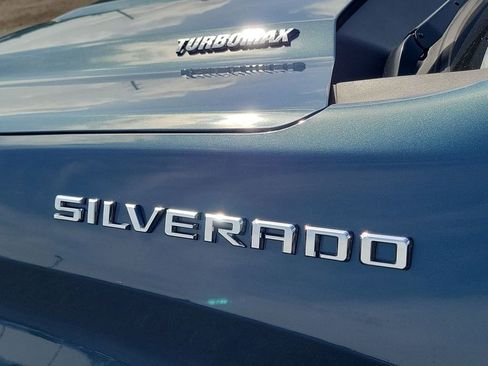 Used 2024 Chevrolet Silverado 1500 LT image 30