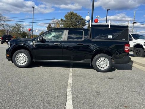 Used 2022 Ford Maverick XL image 3