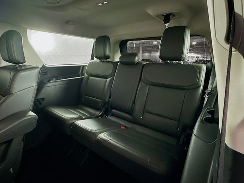 Used 2025 Ford Expedition Max Active image 30