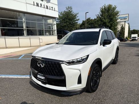 Certified 2026 INFINITI QX60 Sport w/ Dark Cargo Package AWD/4WD image 4