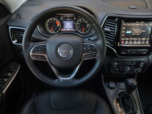 Used 2019 Jeep Cherokee Limited image 13