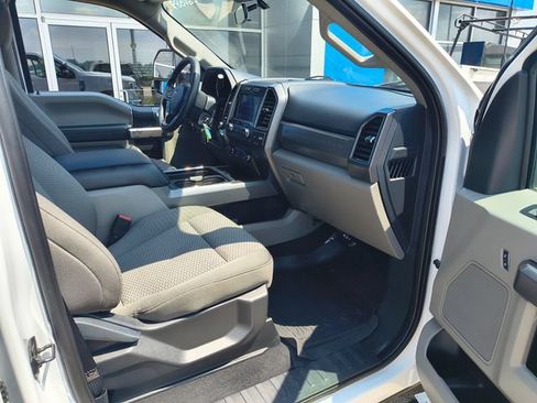 Used 2022 Ford F250 XLT w/ FX4 Off-Road Package AWD/4WD image 9
