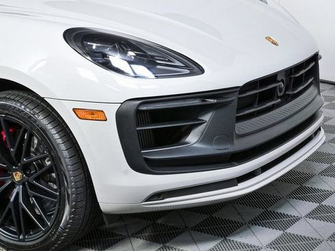 Certified 2024 Porsche Macan GTS AWD/4WD image 37