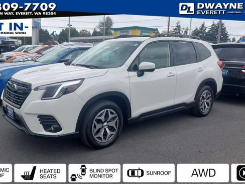 Used 2024 Subaru Forester Premium AWD/4WD image 1