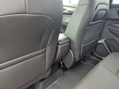 New 2026 Chevrolet TrailBlazer RS w/ Convenience Package image 24