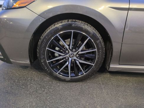 Certified 2021 Toyota Camry SE w/ Cold Weather Package image 27