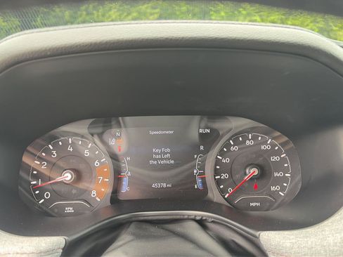 Used 2022 Jeep Compass Latitude w/ Sun and Sound Group AWD/4WD image 23