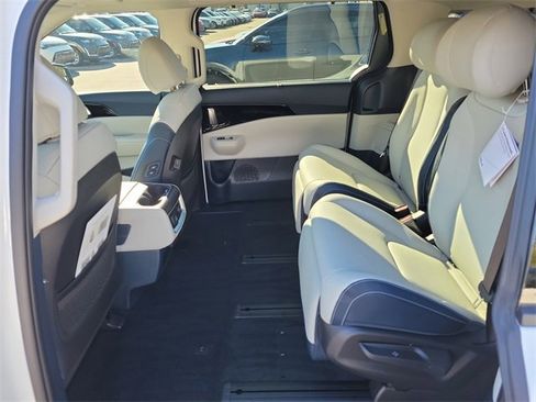 New 2026 Kia Carnival SX Prestige image 16