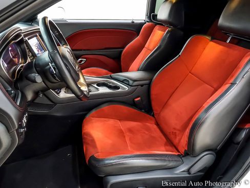 Used 2021 Dodge Challenger GT w/ Plus Package image 13