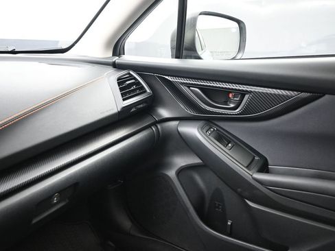 Used 2022 Subaru Crosstrek 2.0i Premium AWD/4WD image 6