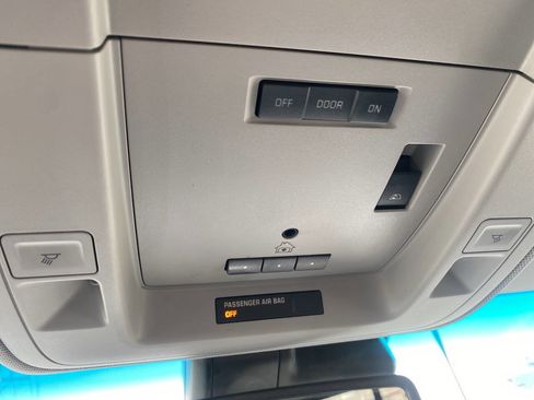 Used 2018 GMC Sierra 1500 SLT image 31