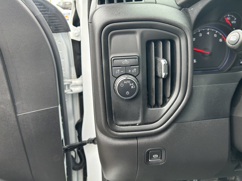 Used 2023 Chevrolet Silverado 1500 W/T RWD image 9