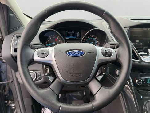 Used 2014 Ford Escape Titanium w/ Equipment Group 401A FWD image 19