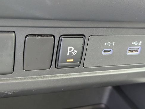 New 2025 Nissan Frontier SV image 15