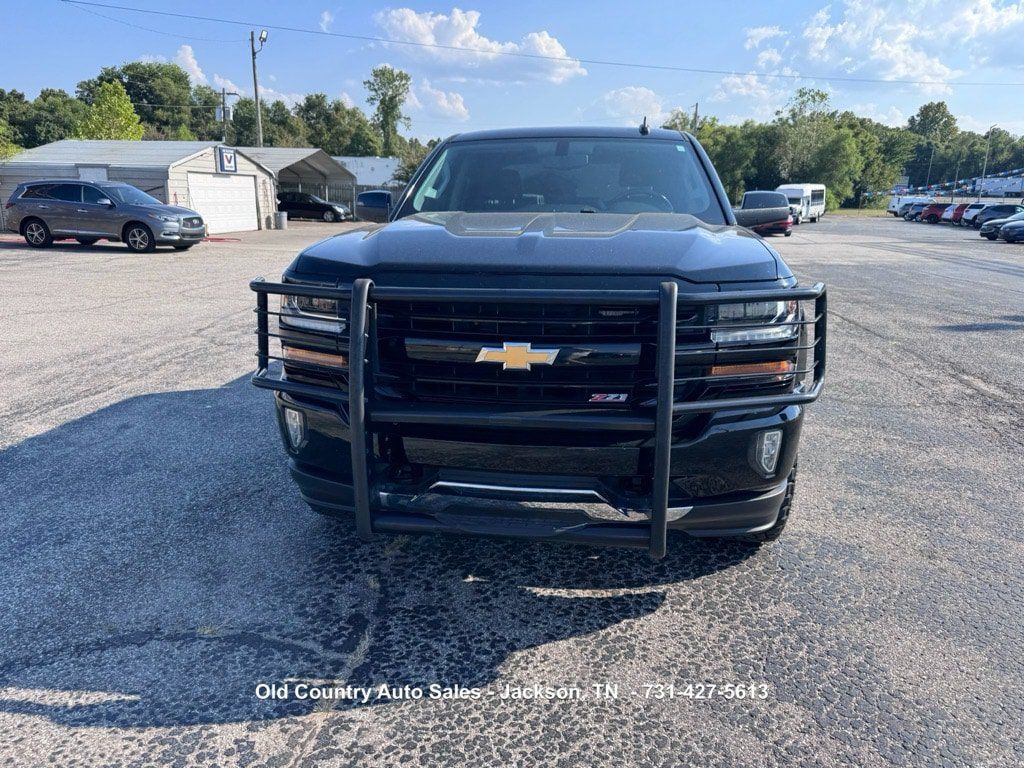 Used 2018 Chevrolet Silverado 1500 LT w/ All Star Edition AWD/4WD image 3