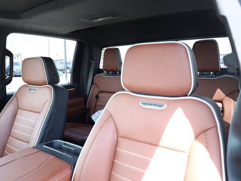 New 2026 GMC Sierra 2500 Denali Ultimate AWD/4WD image 17