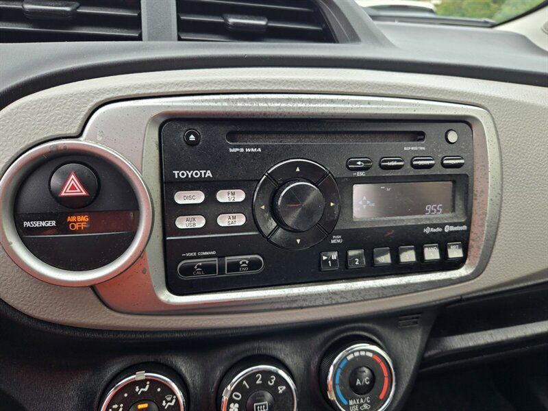Used 2013 Toyota Yaris L FWD image 16