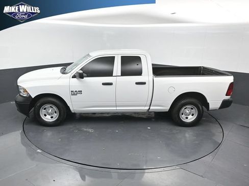 Used 2020 RAM 1500 Tradesman RWD image 12