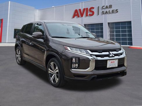 Used 2025 Mitsubishi Outlander Sport SE AWD/4WD image 9