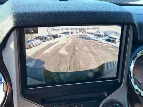 Used 2014 Ford F250 Platinum AWD/4WD image 23