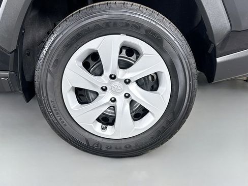 Certified 2025 Toyota RAV4 LE image 29