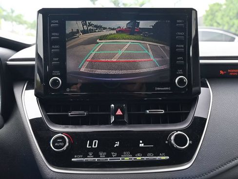 Used 2022 Toyota Corolla SE FWD image 13