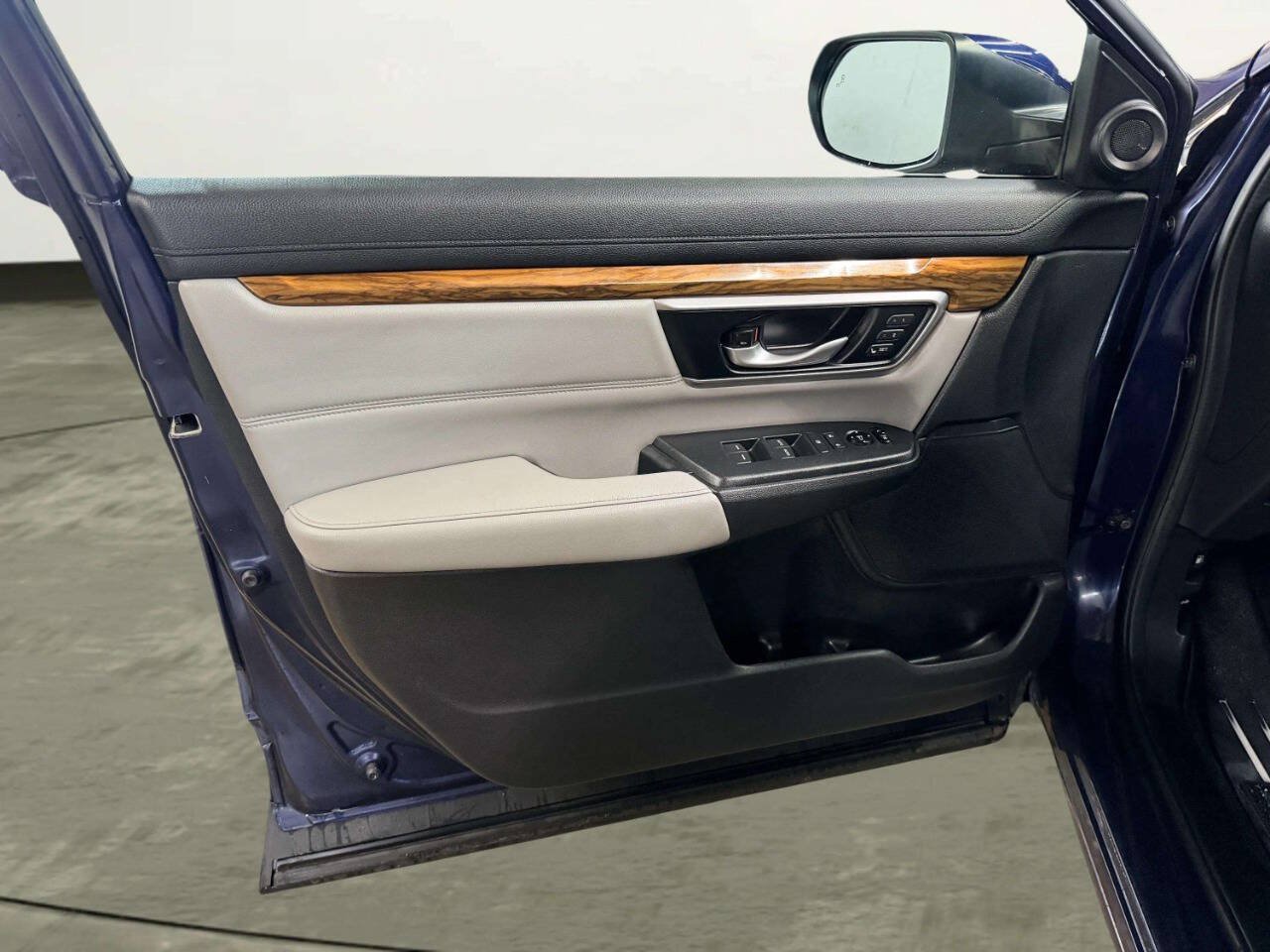 Used 2018 Honda CR-V EX-L image 15
