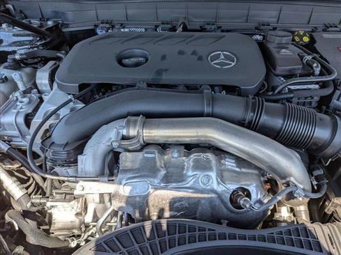 New 2025 Mercedes-Benz GLB 250 image 15