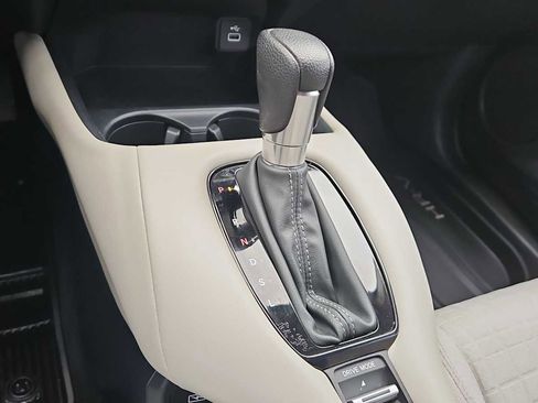 Certified 2023 Honda HR-V LX image 20