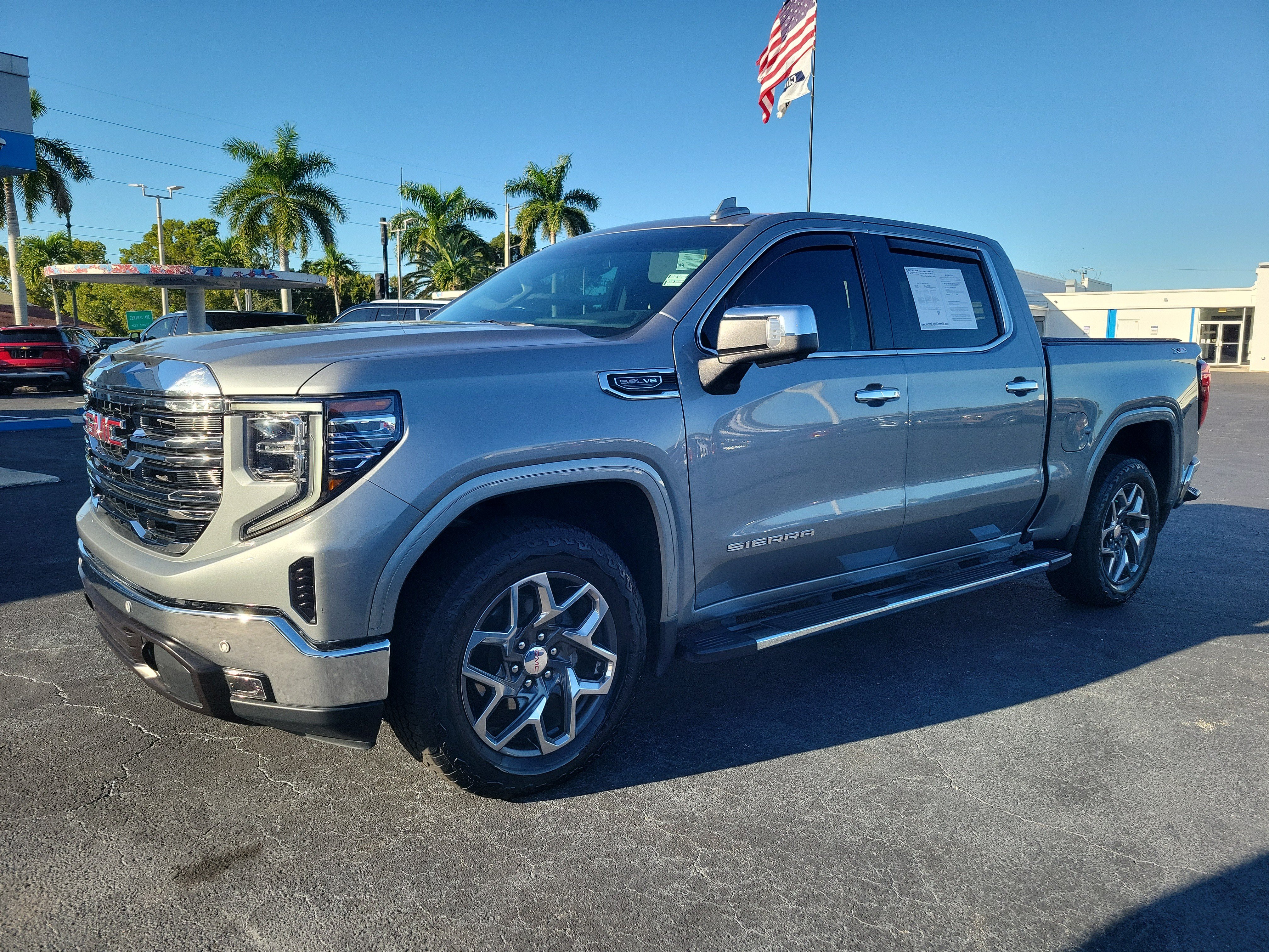 Used 2024 GMC Sierra 1500 SLT w/ SLT Premium Plus Package AWD/4WD image 2