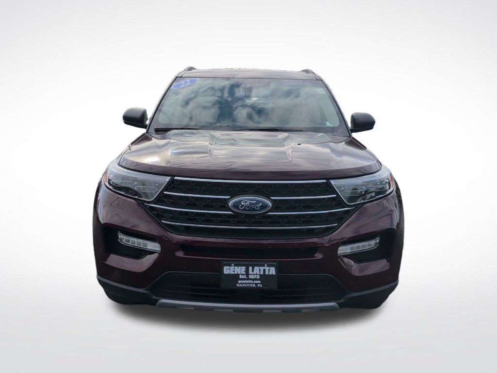 Certified 2022 Ford Explorer XLT w/ Equipment Group 202A AWD/4WD image 11