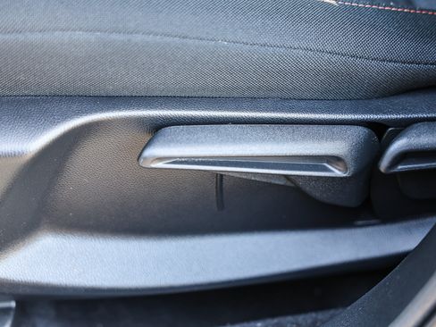 Certified 2024 Honda HR-V Sport image 11