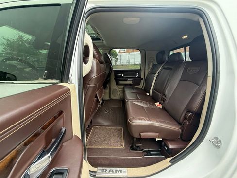 Used 2017 RAM 3500 Laramie Longhorn w/ Convenience Group AWD/4WD image 8