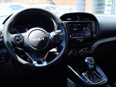 Used 2022 Kia Soul LX w/ Technology Package FWD image 35