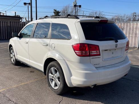 Used 2009 Dodge Journey SXT w/ Rear Seat Video Group image 6