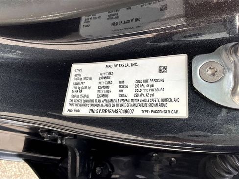 Used 2025 Tesla Model 3 Long Range RWD image 15